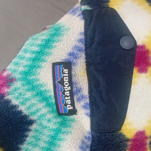Patagonia Vibrant Chevron Fleece Jacket - Picture 8 of 8